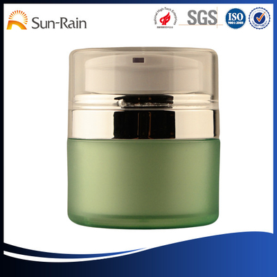 la crème de visage 30G privée d'air acrylique cogne et et des récipients pour des soins de la peau