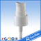 Pompe cosmétique en plastique de crème de lotion/pompe de traitement avec la fermeture de 20mm 24mm