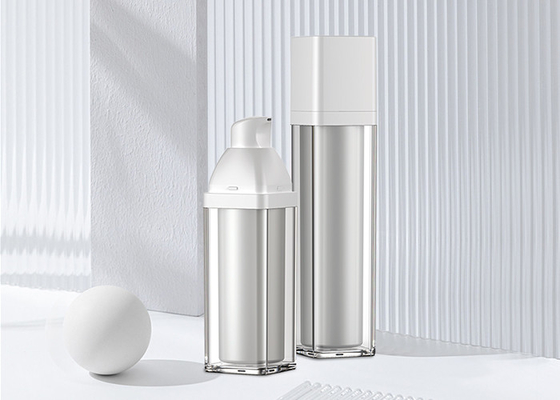 Bouteille intérieure privée d'air acrylique de la bouteille 15ml 30ml 50ml pp de pompe pour le cosmétique SR2159